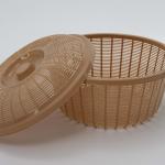 Bread basket with lid